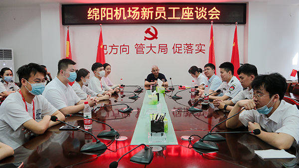 “助力鄉(xiāng)村振興，踐行艱苦奮斗” 將新員工黨性教育活動搬到對口幫扶村4.jpg